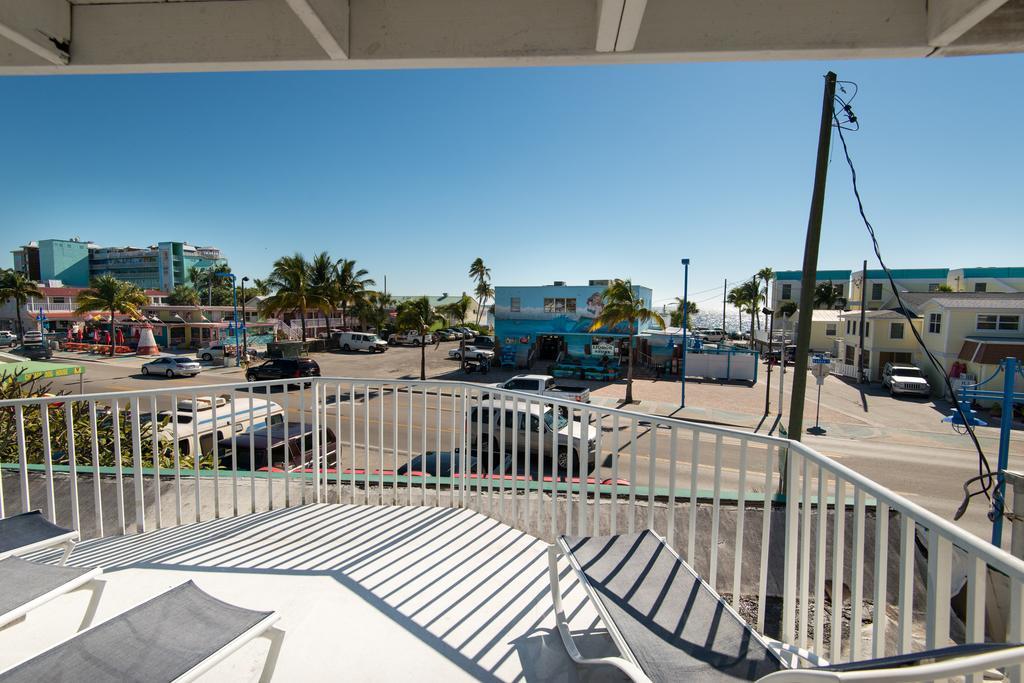 Silver Sands Villas Fort Myers Beach Exterior foto